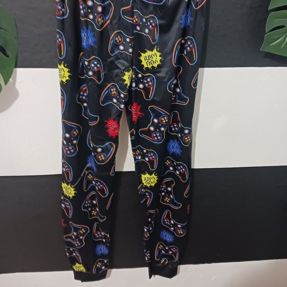 Boy Gamer Level Black Colorful pajama set - Picture 12 of 15